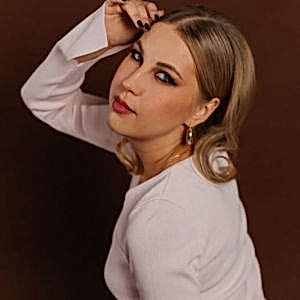 Образ для фотосессии в Алматы